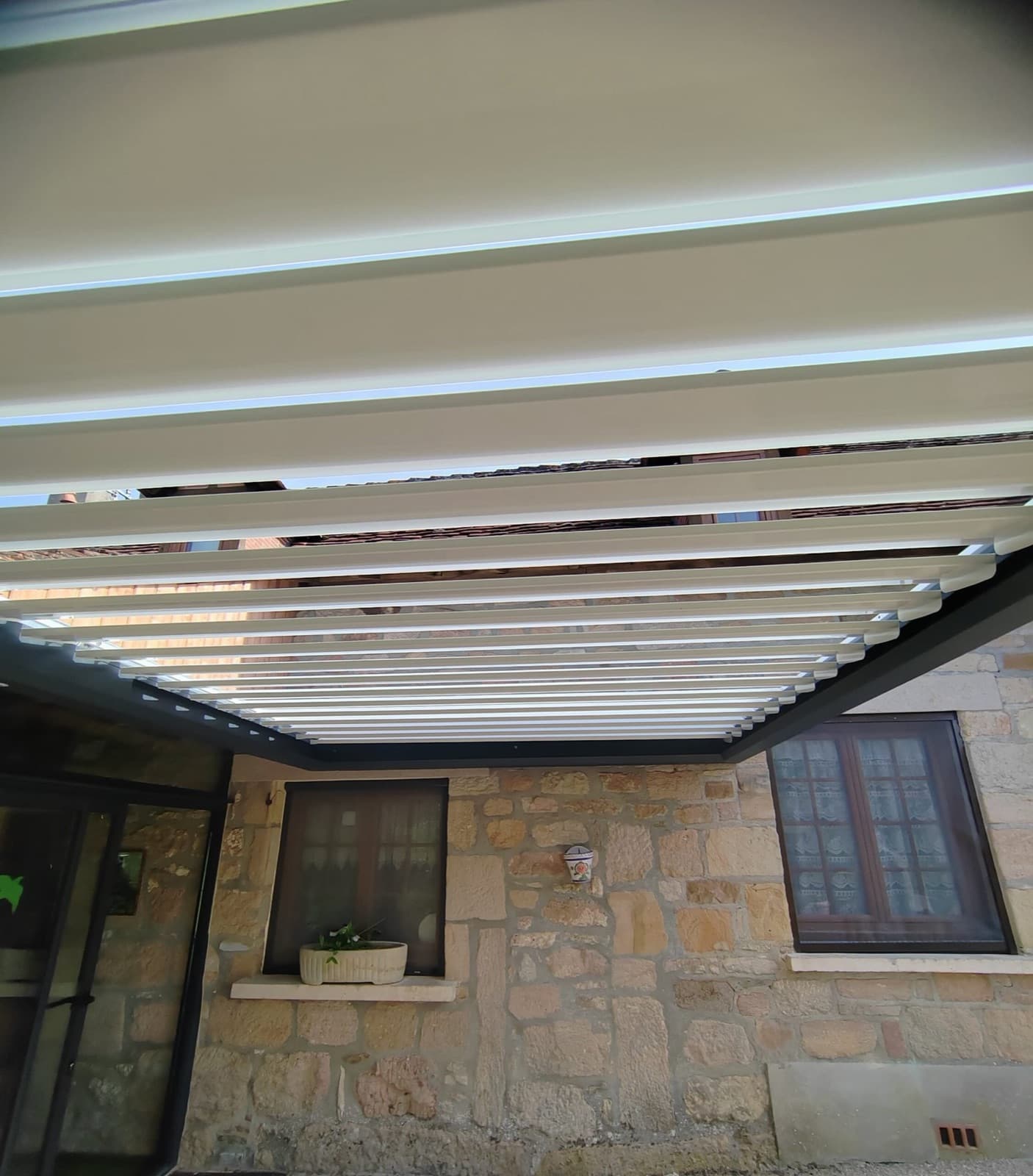Pergola bioclimatique Capdenac