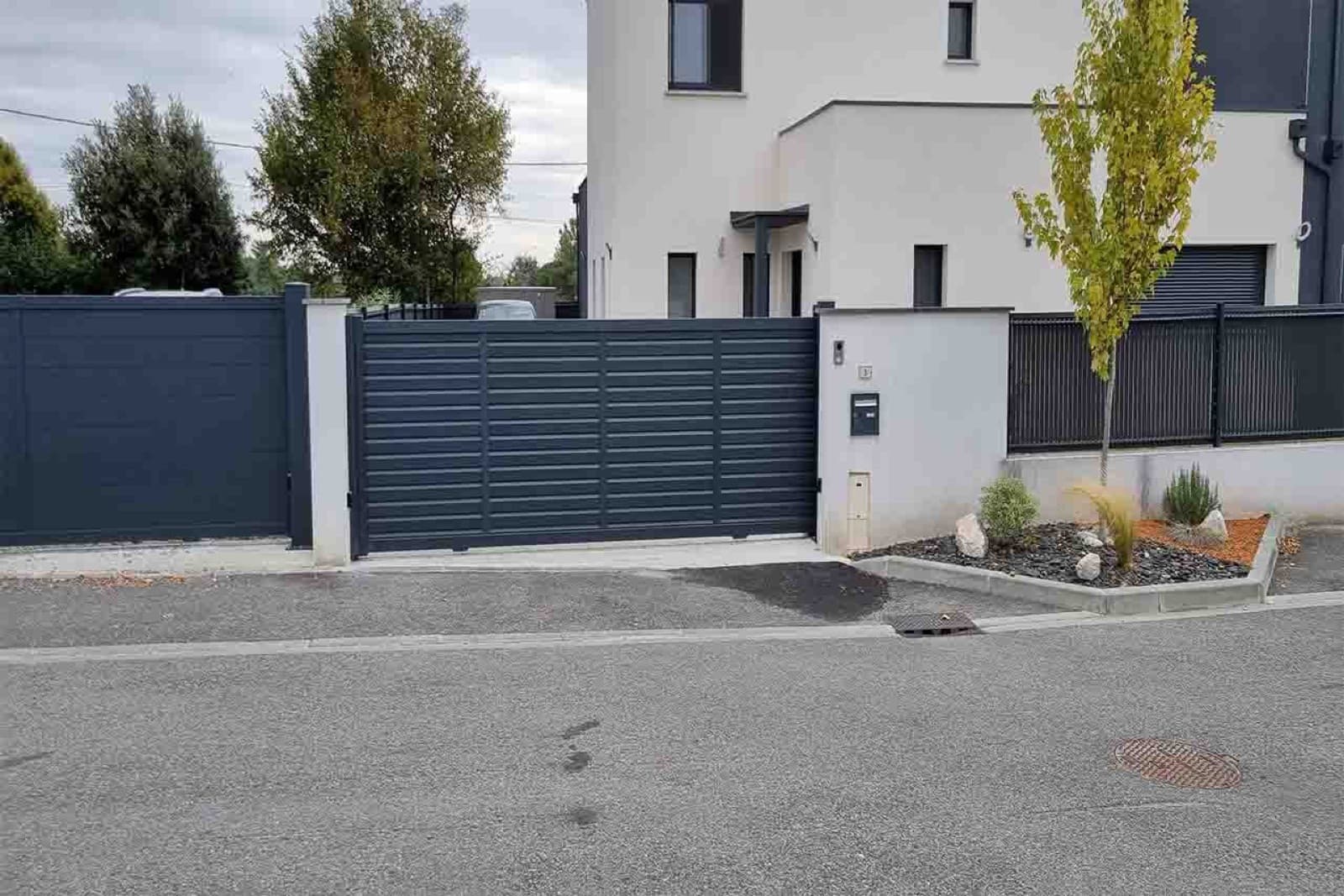 Portail sur mesure Aurillac