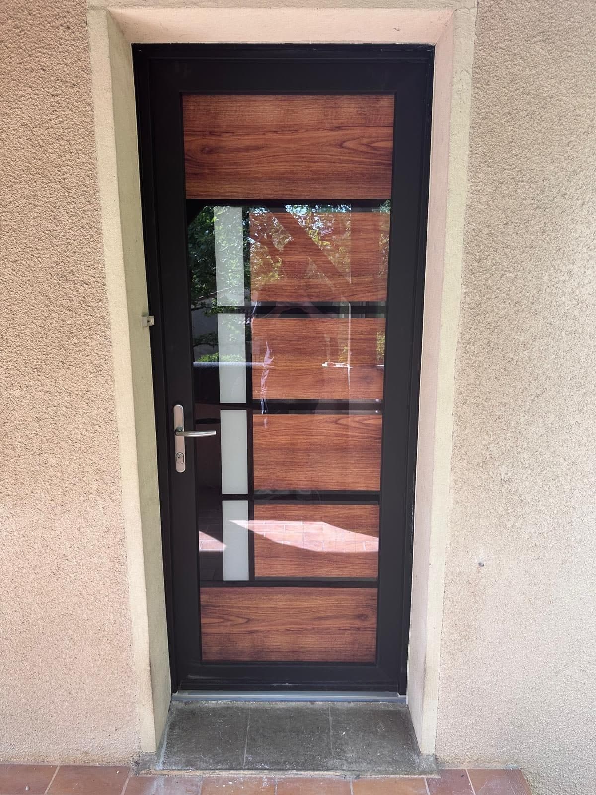 Porte d’entrée PVC à Figeac