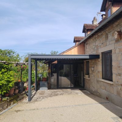 Pergola bioclimatique en Aluminium - Figeac